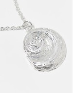unisex chain with shell pendant in silver
