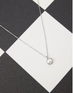 pearl pendant necklace in silver