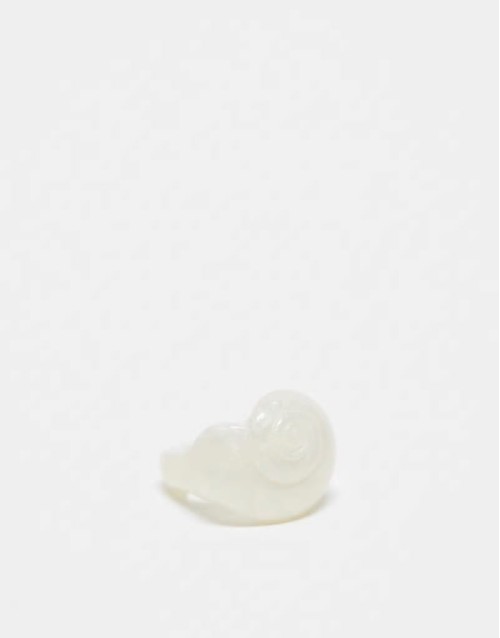 unisex plastic shell ring in white