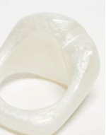 unisex plastic shell ring in white