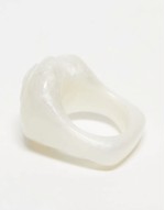 unisex plastic shell ring in white