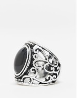 unisex ring with cutwork detail in silver