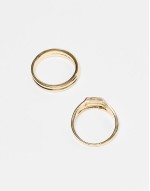 pack of 2 band and signet rings in gold
