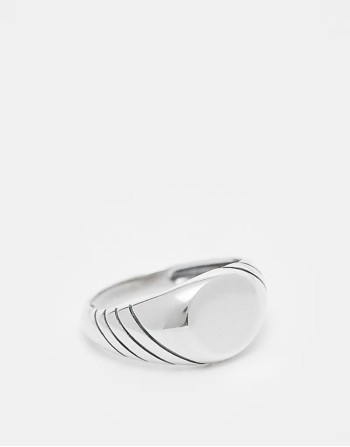 sterling silver engraved line detail signet ring in silver