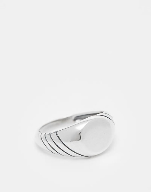 sterling silver engraved line detail signet ring in silver