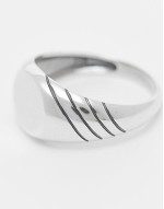 sterling silver engraved line detail signet ring in silver