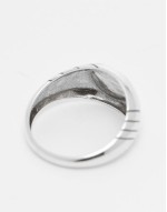 sterling silver engraved line detail signet ring in silver