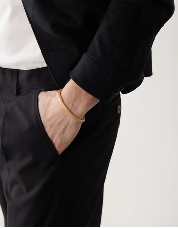 textured bracelet with magnetic clasp in gold