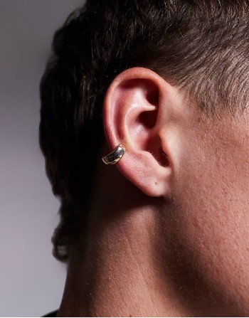 festival chunky molten ear cuff in gold tone