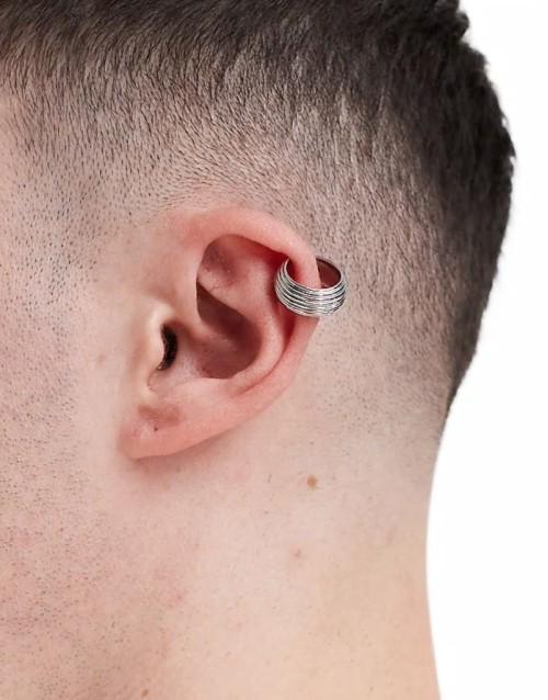 festival ribbed ear cuff in silver tone